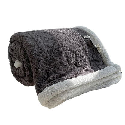 Comfortable Lamb Fleece Throw Blanket