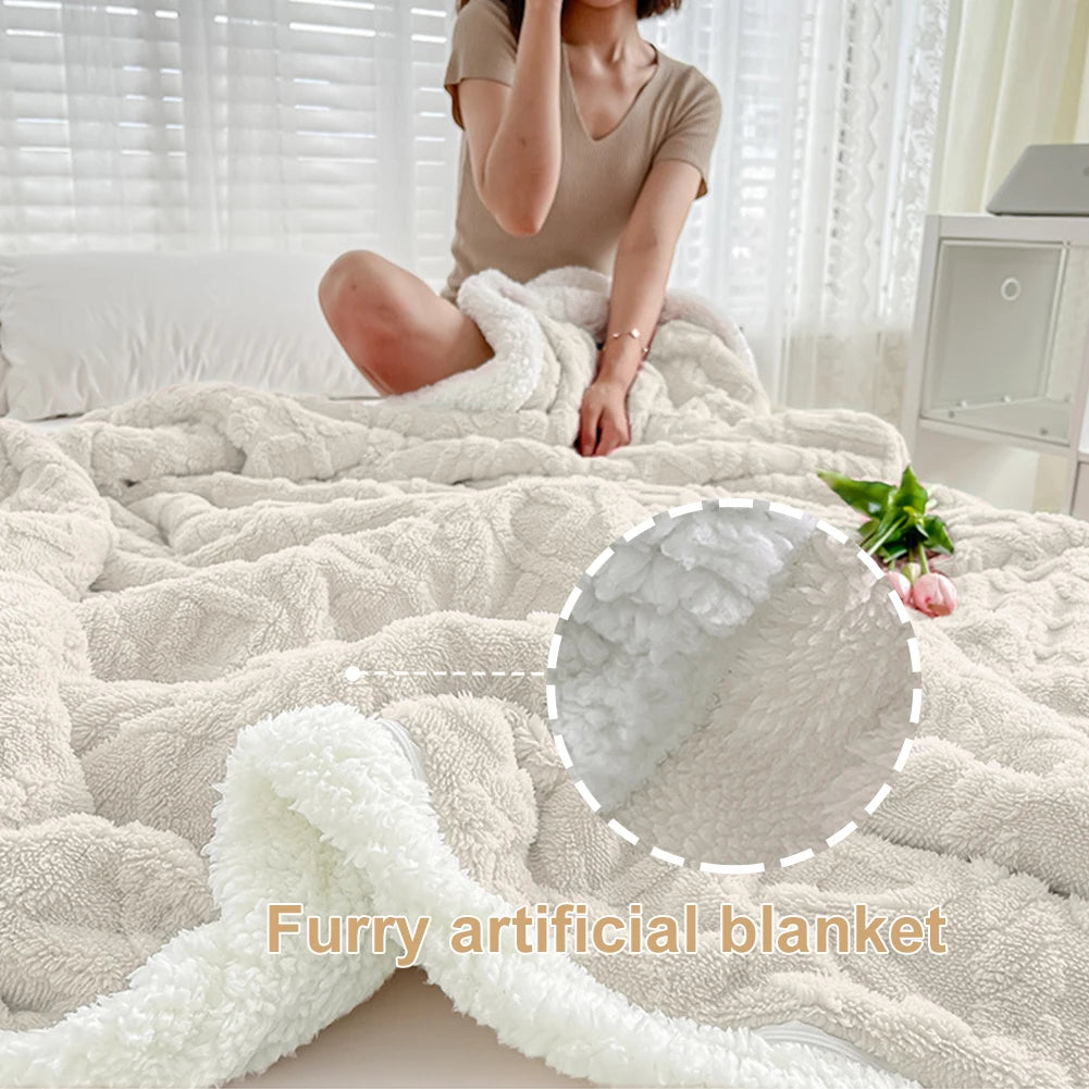 Comfortable Lamb Fleece Throw Blanket